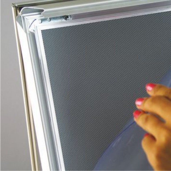 Espositore pubblicitario a cavalletto 70x100 cm